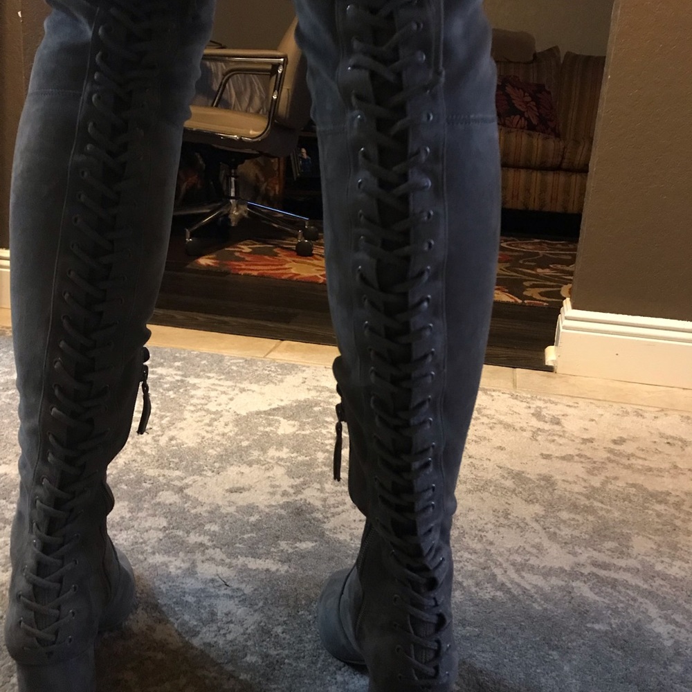 Gray suede lace up tall boots - Picture 4 of 5